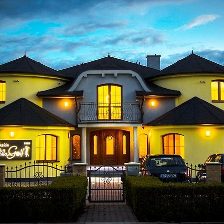 Villa Golf Sliač Εξωτερικό φωτογραφία