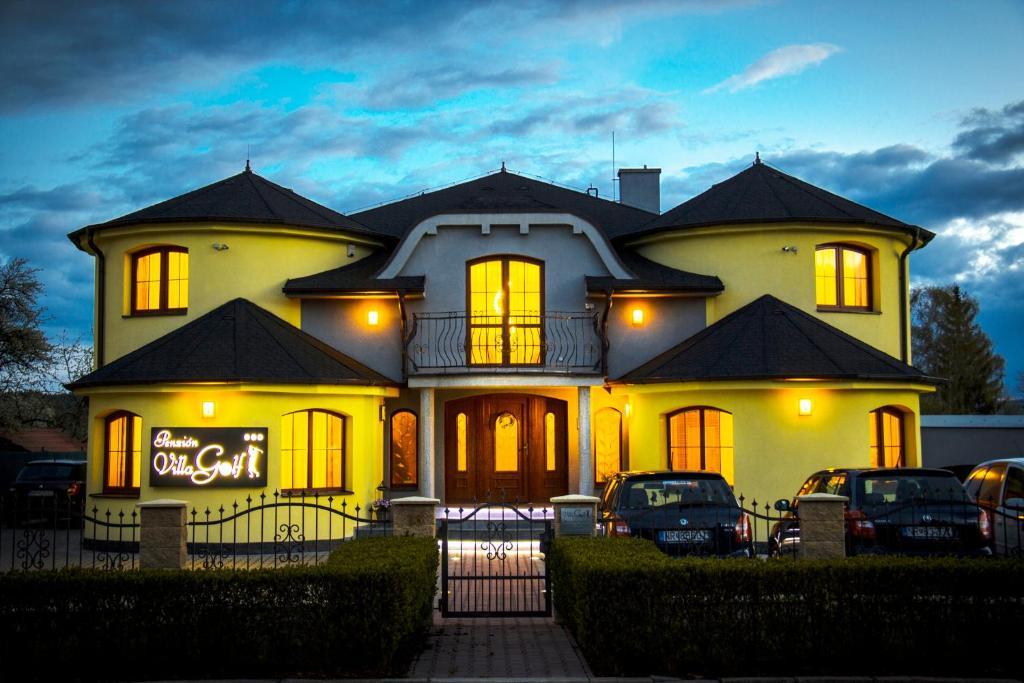Villa Golf Sliač Εξωτερικό φωτογραφία
